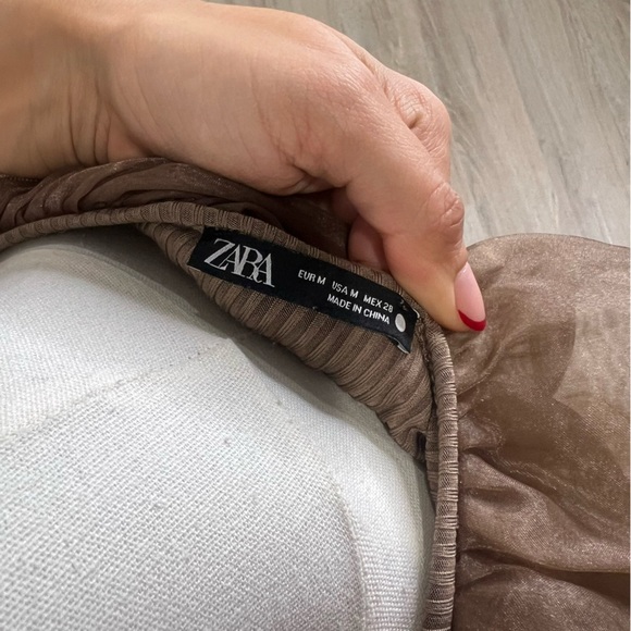 ZARA Ribbed Shirt With mesh collar - Picture 4 of 6